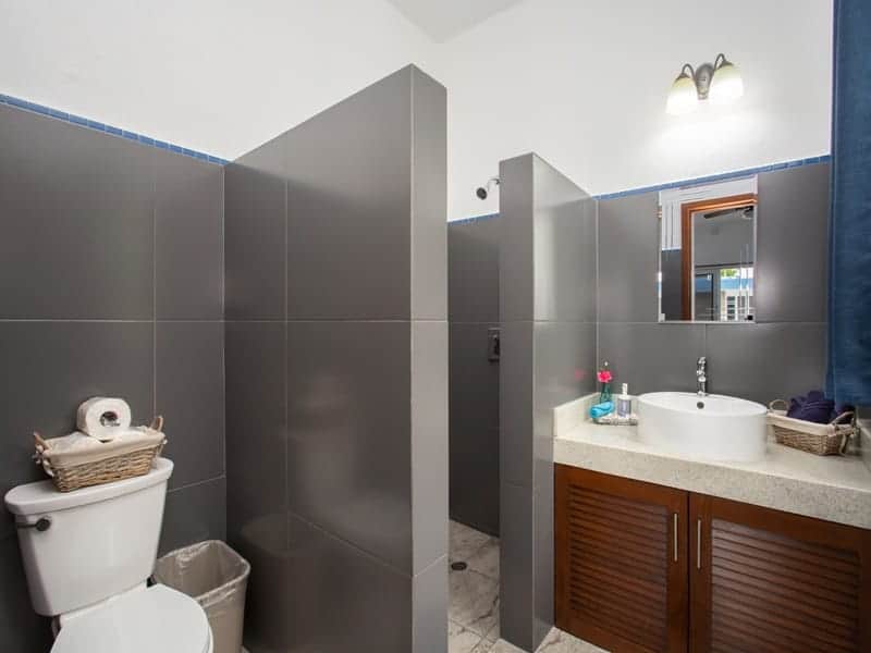 Large Full Bathrooms at Stingray Villa Cozumel