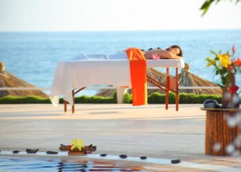 Relaxing beachfront massage therapy in Cozumel.